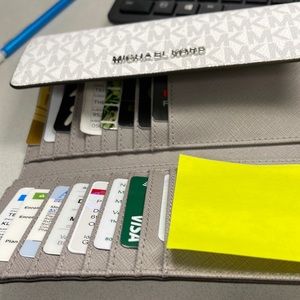 MK wallet to match tote